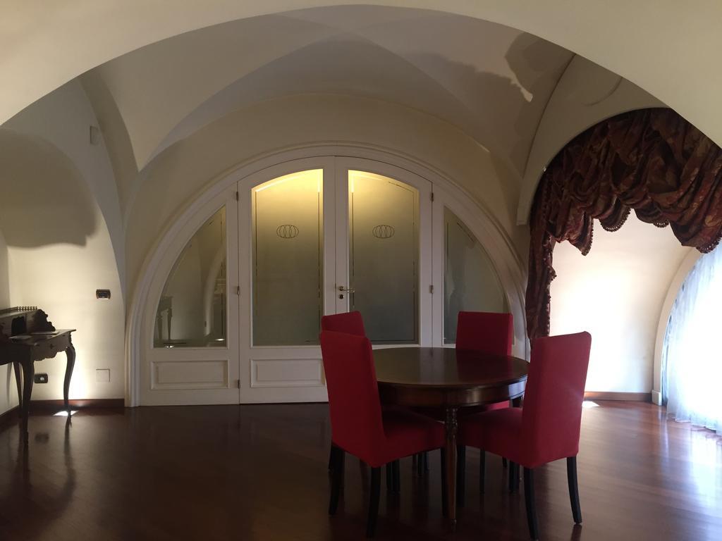 Loft Piazza Universita Катания Экстерьер фото